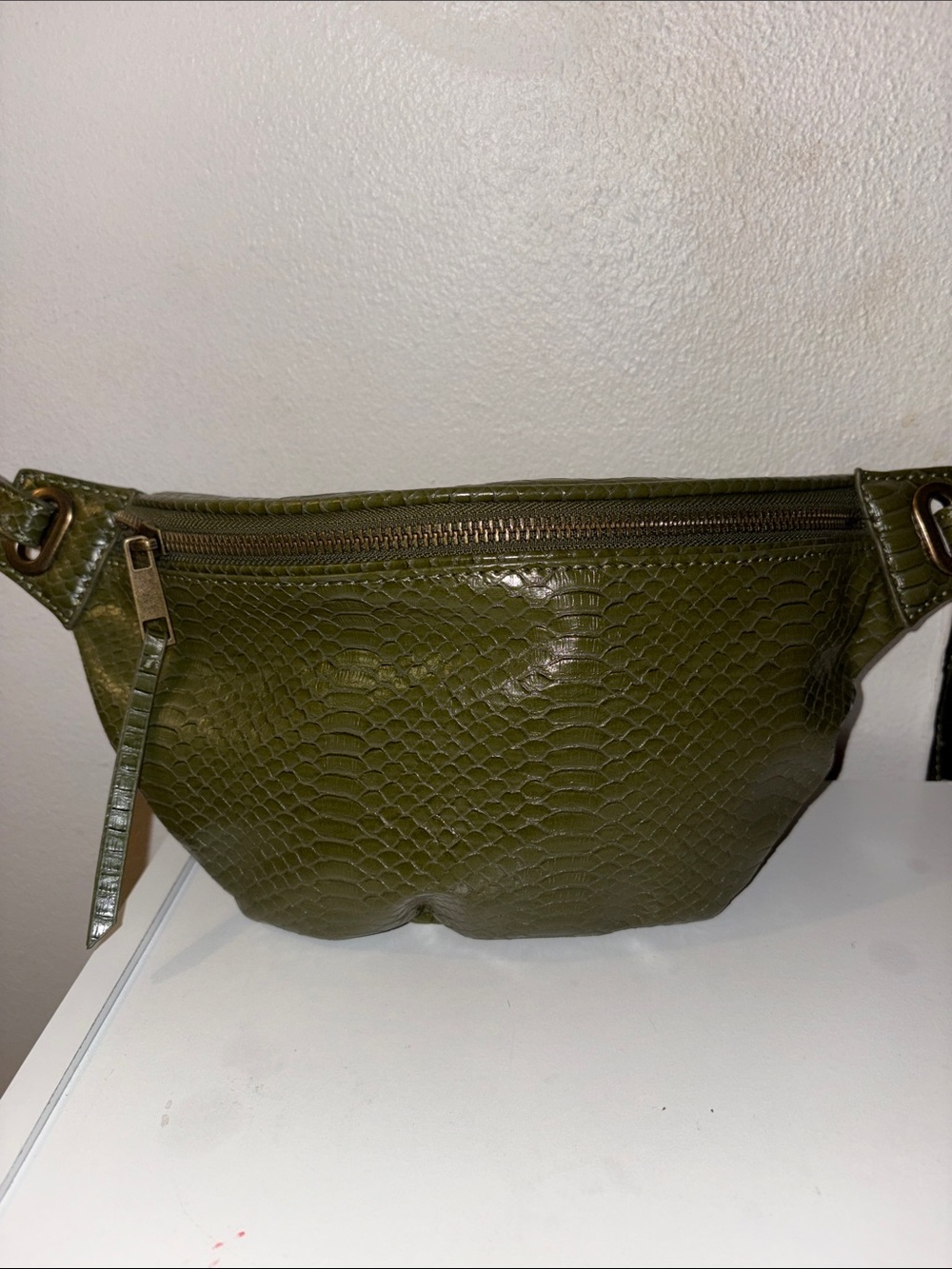 The Drop Olive Green Preston belt bag or Crossbody bag - Picture 2 of 12